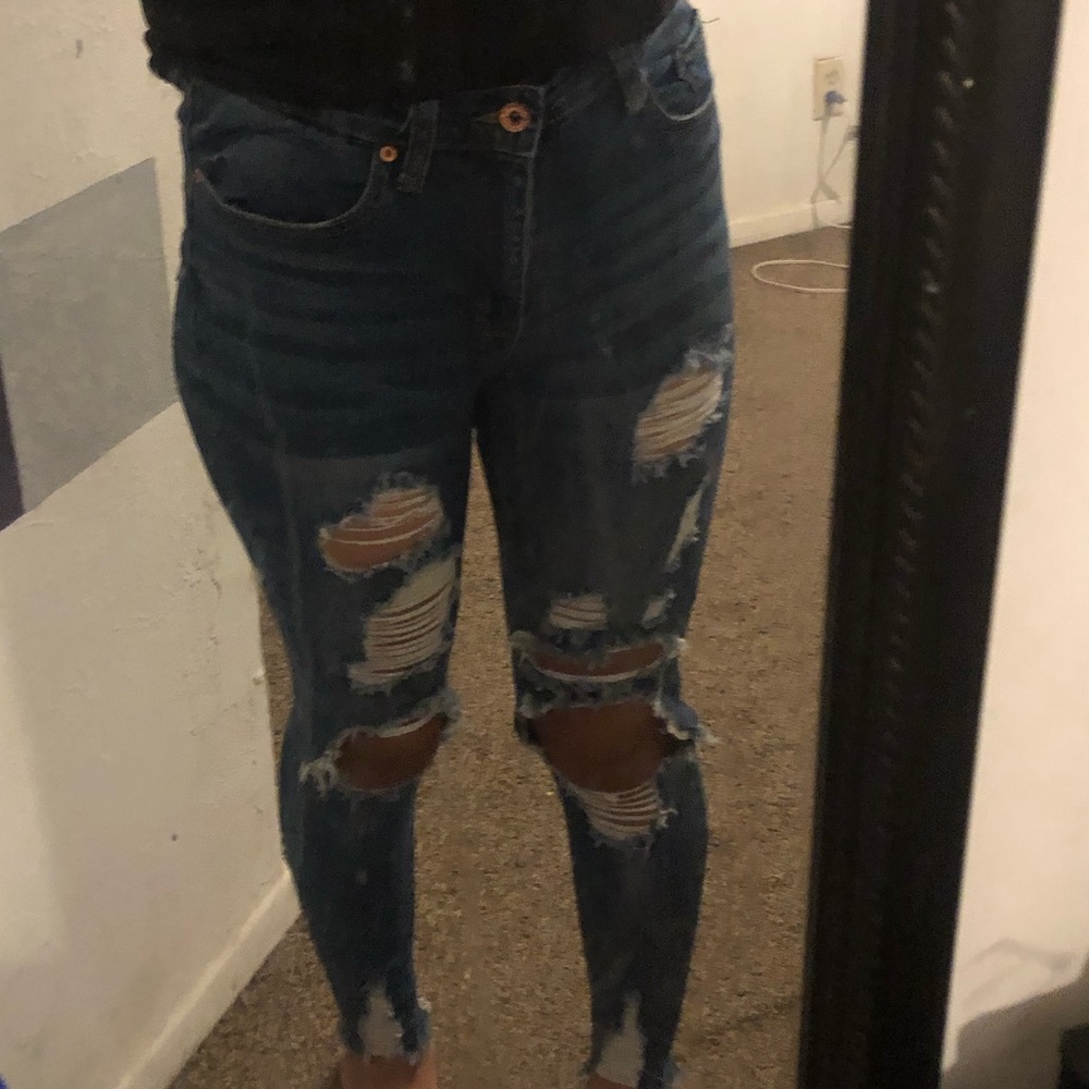 Rip skinny jeans